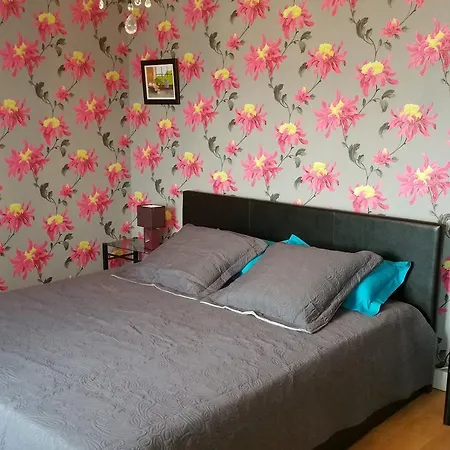 Les Chambres De Kimi Bed & Breakfast
